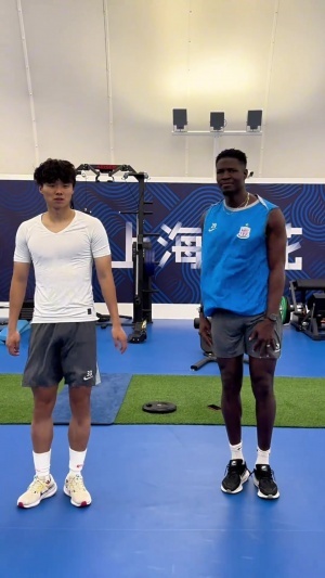 申花官方揭晓“瞬移步伐”教程，助力外援盖伊掌握“足球浪子”技巧