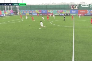 U15国足落后日本队！日本小将远射